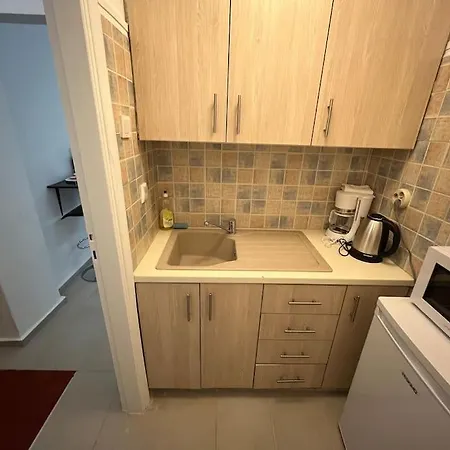 Artemis Suite In Vibrant Koukaki,Athens-2